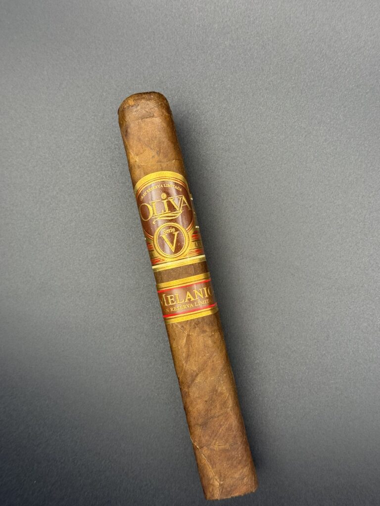 Photo of Oliva Serie V Melanio Toro